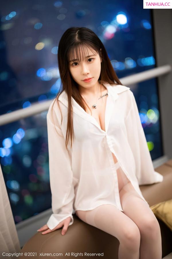 新人模特甜熙Dora 经典的白衬衫系列
